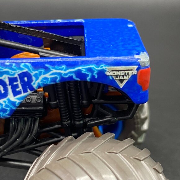 Monster Jam Blue Thunder 1:64 Die-Cast Monster Truck Spin Master - Picture 14 of 16